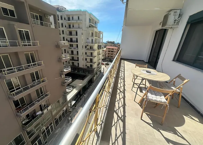 City Beach Apartment * Durrës